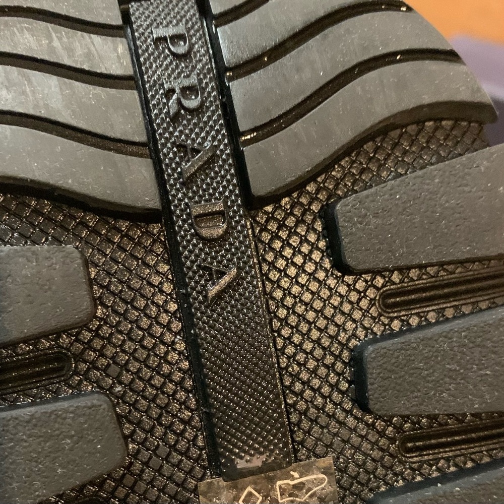 AUTH PRADA Sneakers Plain Logo Street Style, in BLACK Unisex, EU 8.5/US 10 - Picture 7 of 14